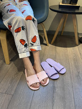 Load image into Gallery viewer, Clean 11 Foldable Slippers (Travel Pack) Economic
